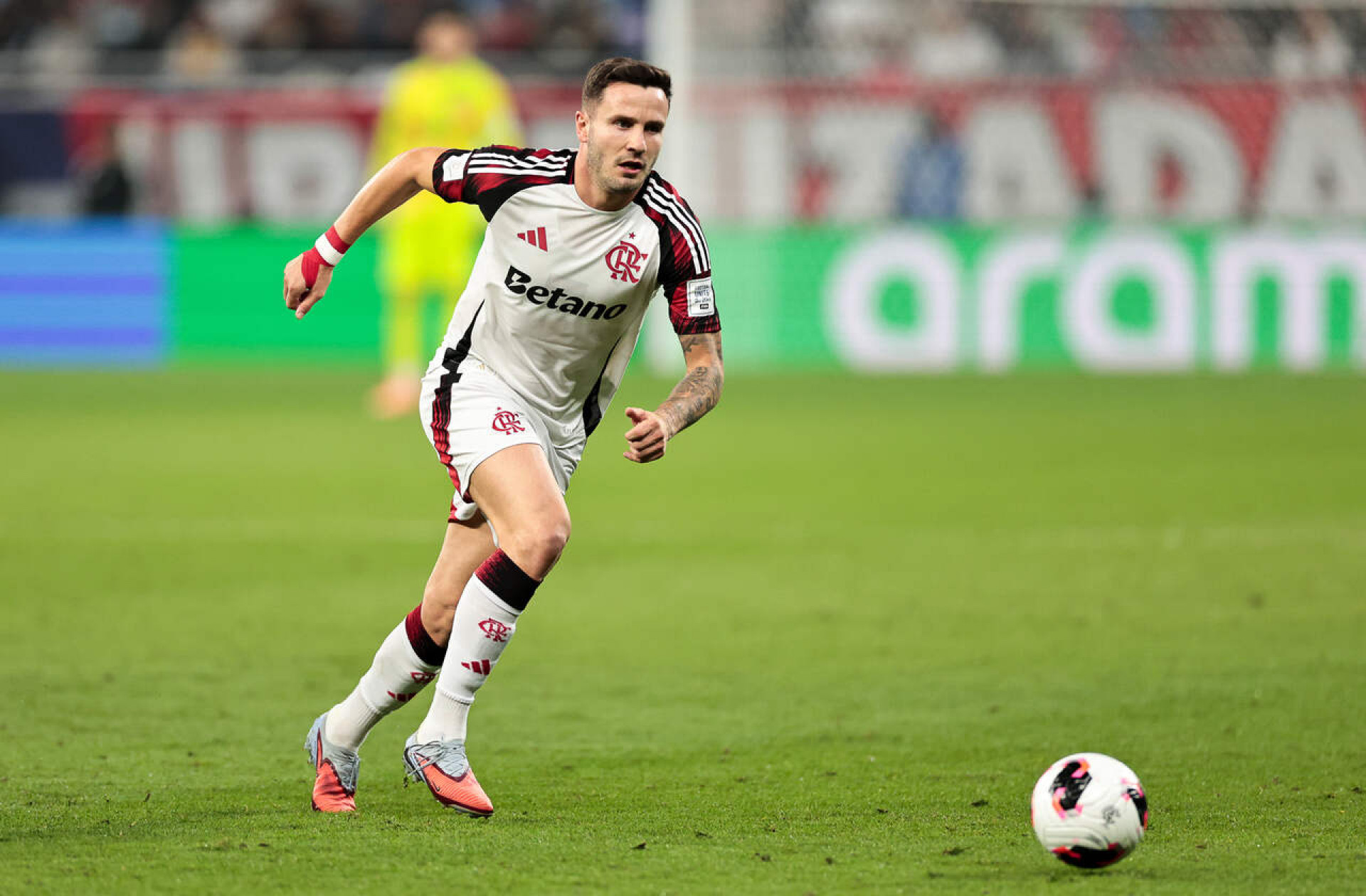 Final entre Flamengo e PSG rende quantia milion&aacute;ria a patrocinadores