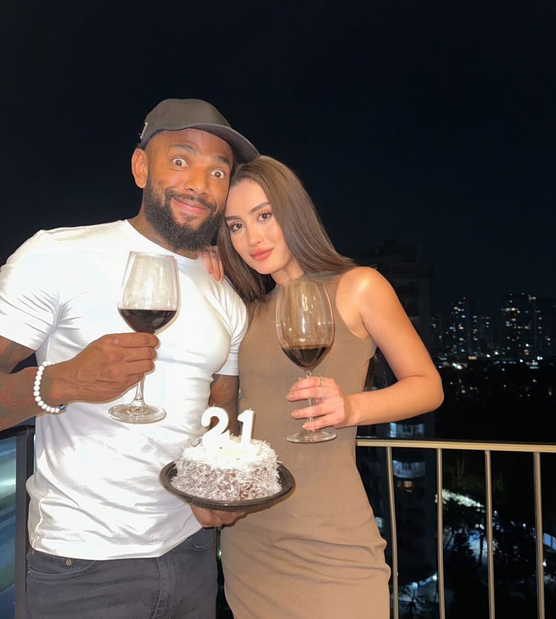 Nego do Borel e a namorada, Júlia Pires - Reprodução / Instagram