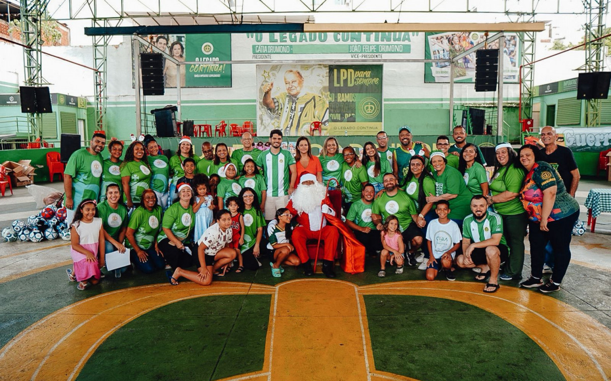 Imperatriz Leopoldinense promove ação de Natal para crianças - 