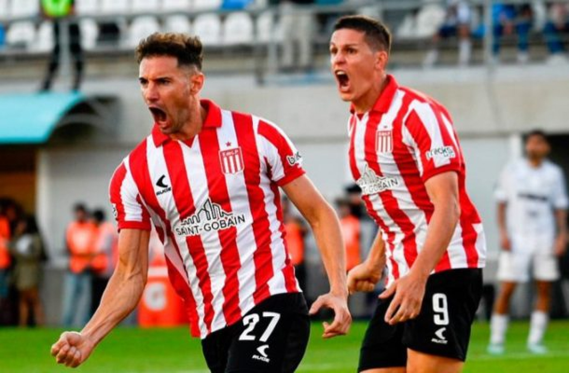 Com brilho de ex-Inter, Estudiantes conquista mais um t&iacute;tulo na Argentina