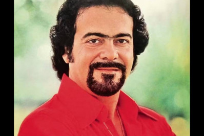 Morre Lindomar Castilho, cantor conhecido como 'Rei do Bolero', aos 85 anos