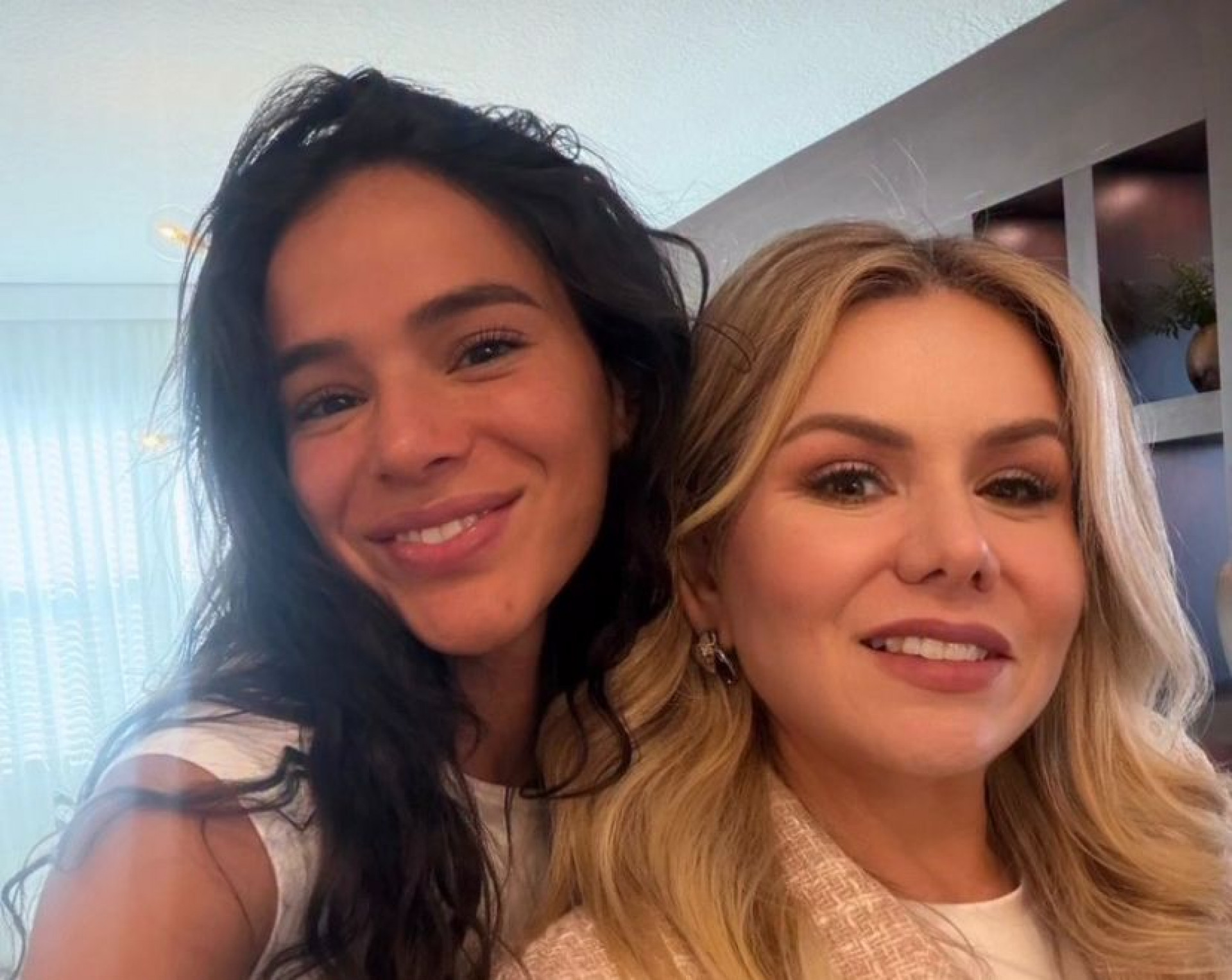 Bruna Marquezine é recepcionada em Orlando - Reprodução/Instagram