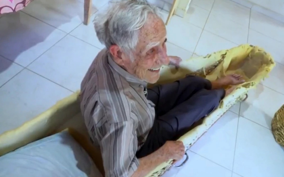 Anisio Lordes ficou conhecido por ter construído o próprio caixão e idealizado cada detalhe do ritual de despedida - Reprodução/ TV Gazeta