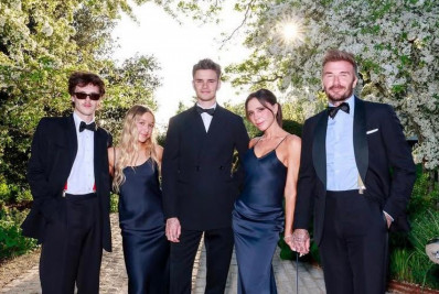 Victoria e David Beckham são bloqueados pelo filho mais velho