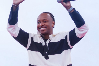 Famosos prestigiam o último show de Thiaguinho do projeto 'Tardezinha' em São Paulo