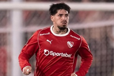 Jogador de gigante argentino estaria na mira do Fluminense para 2026