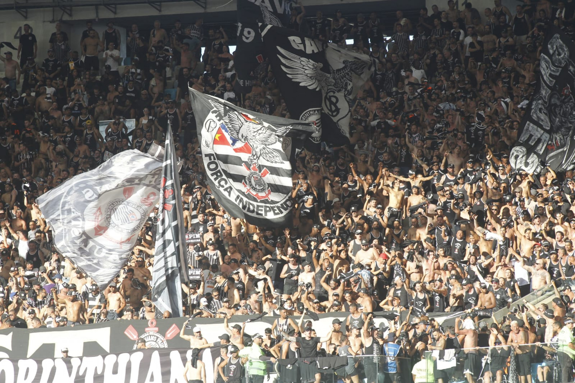 Vasco e Corinthians se enfrentaram no Maracanã - Reginaldo Pimenta / Agência O Dia