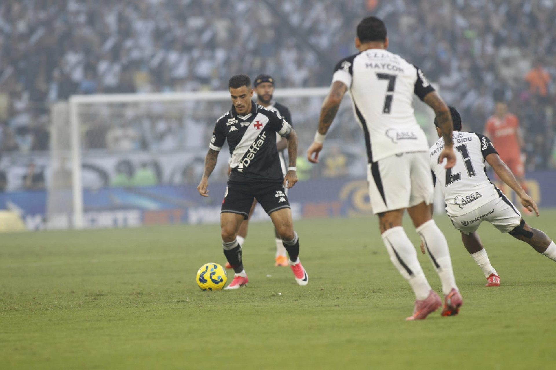 Vasco e Corinthians se enfrentaram no Maracanã - Reginaldo Pimenta / Agência O Dia