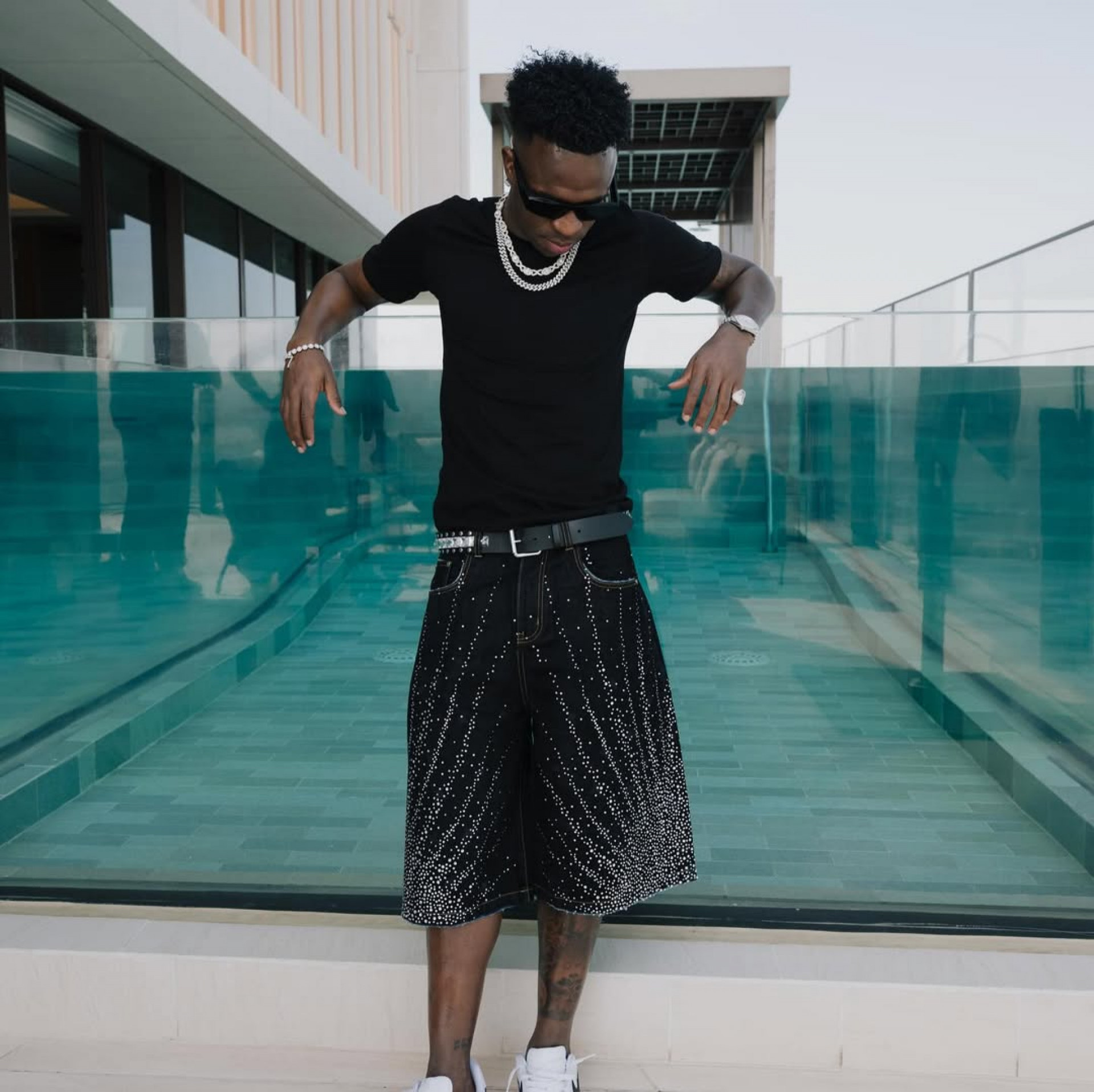 Vini Jr. abriu álbum de fotos de viagem à Dubai - Reprodução / Instagram