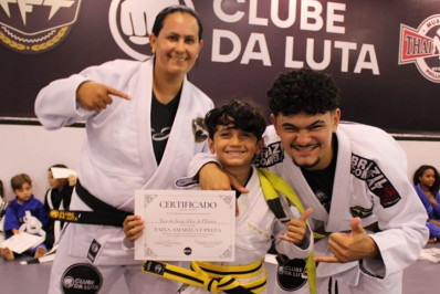 Faixas, aplausos e superação marcam graduação do CT Clube da Luta, que celebra histórias de vida