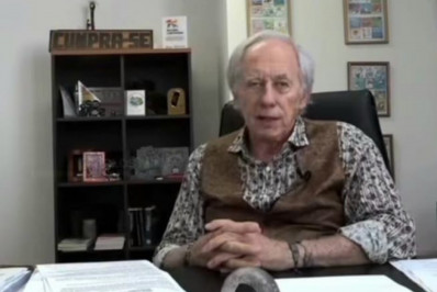 Esquerda chama Sóstenes de moralista