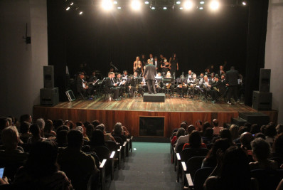Orquestra Municipal faz show especial de final de ano