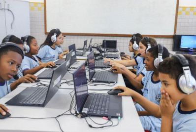 Computação entra de vez na sala de aula e muda a forma de aprender em Rio das Ostras