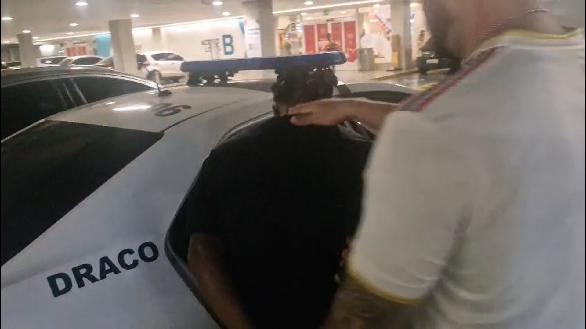 Investiga&ccedil;&otilde;es apontam que Marcus Vinicius Oliveira de Abreu emprestava a conta banc&aacute;ria dele para a quadrilha