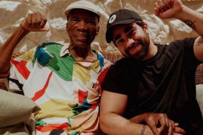 'Ano mais desafiador': filho de Milton Nascimento celebra o Natal com o pai 