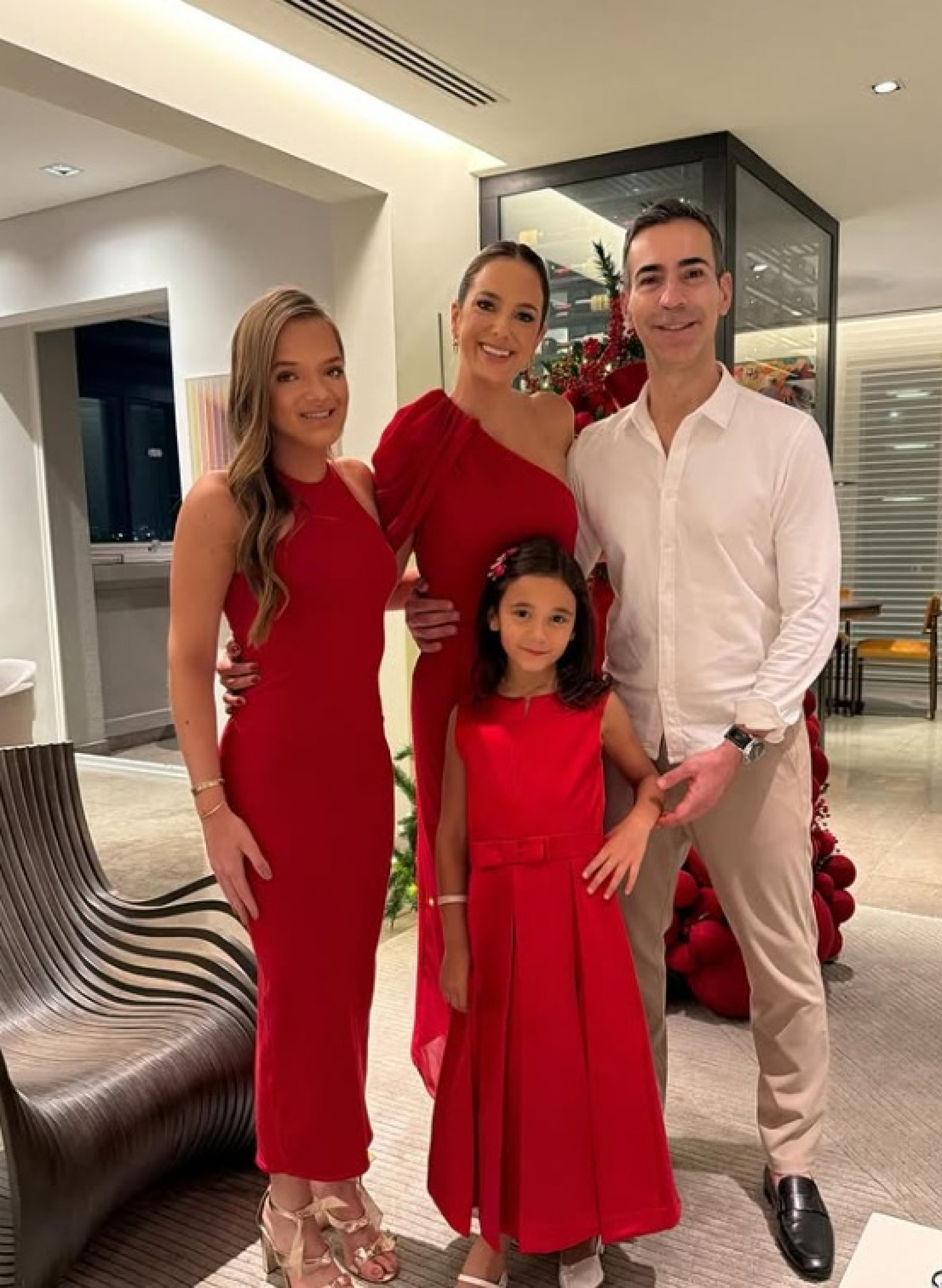 Ticiane Pinheiro, César Tralli, Rafa Justus e Manuella - Reprodução / Instagram