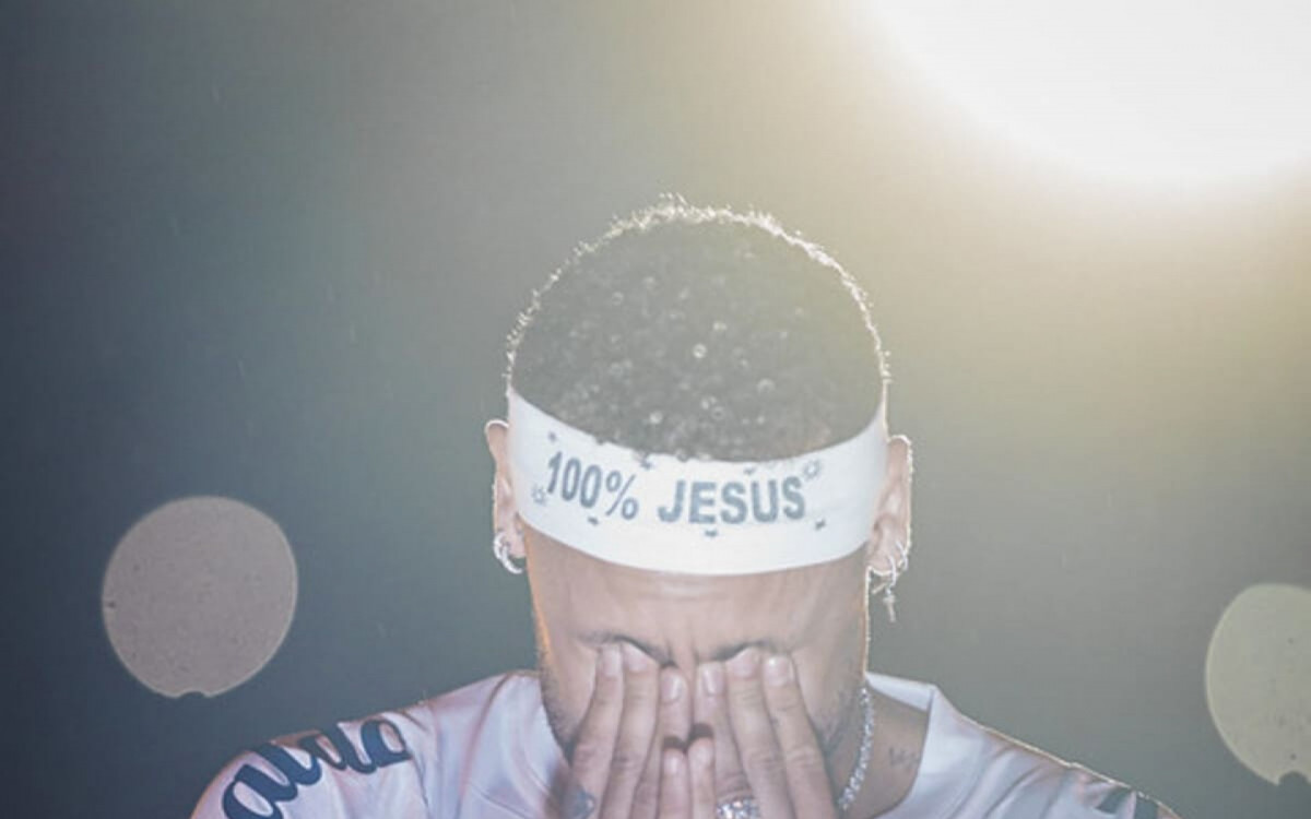 Retrospectiva 2025: Neymar vive altos e baixos em retorno ao Santos, mas cumpre objetivo no Brasil