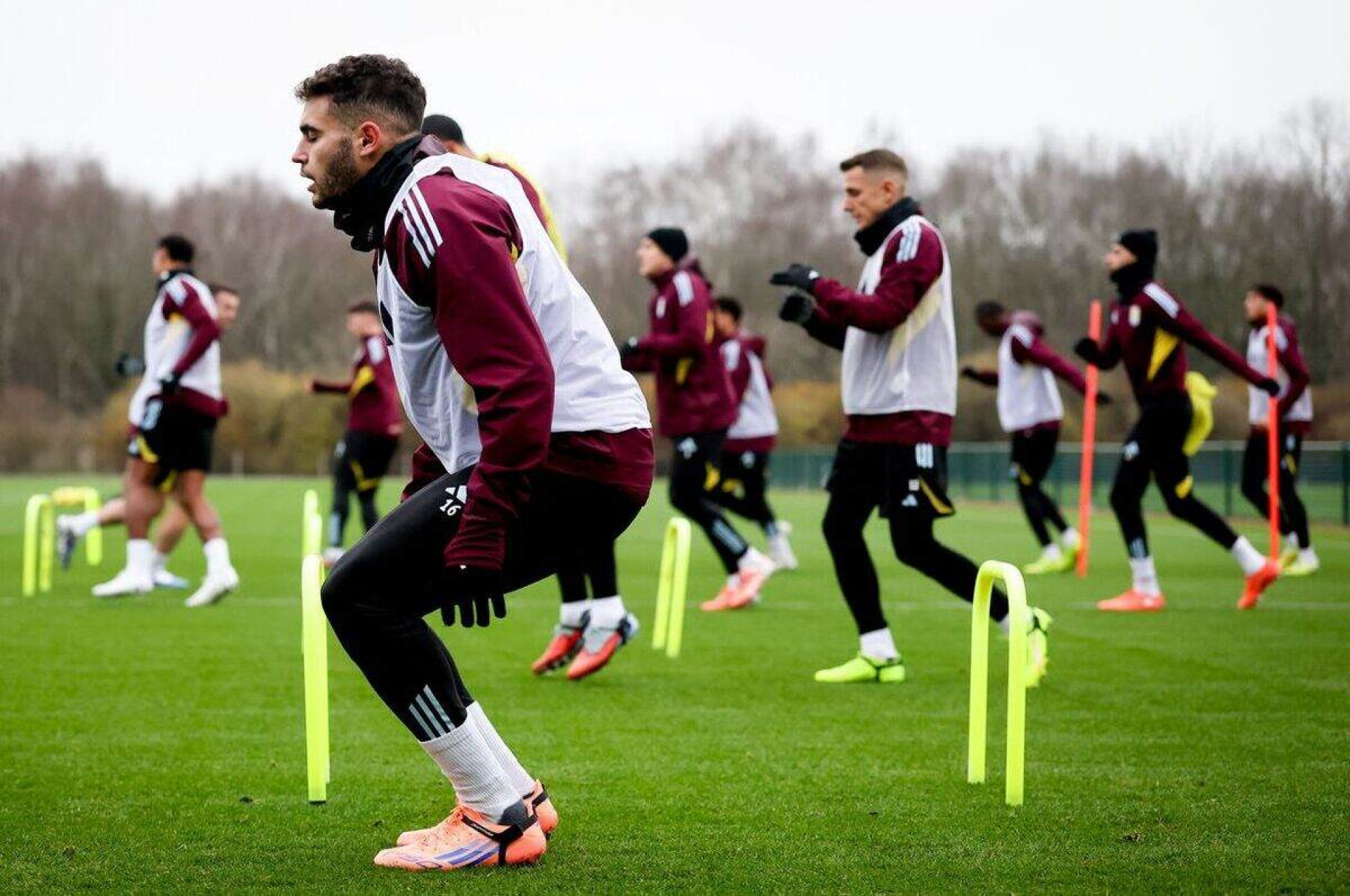 Chelsea x Aston Villa: onde assistir, escala&ccedil;&otilde;es e arbitragem