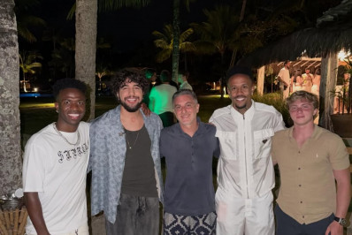 Nattanzinho se explica após publicar foto com Vini Jr. ao som de Zé Felipe