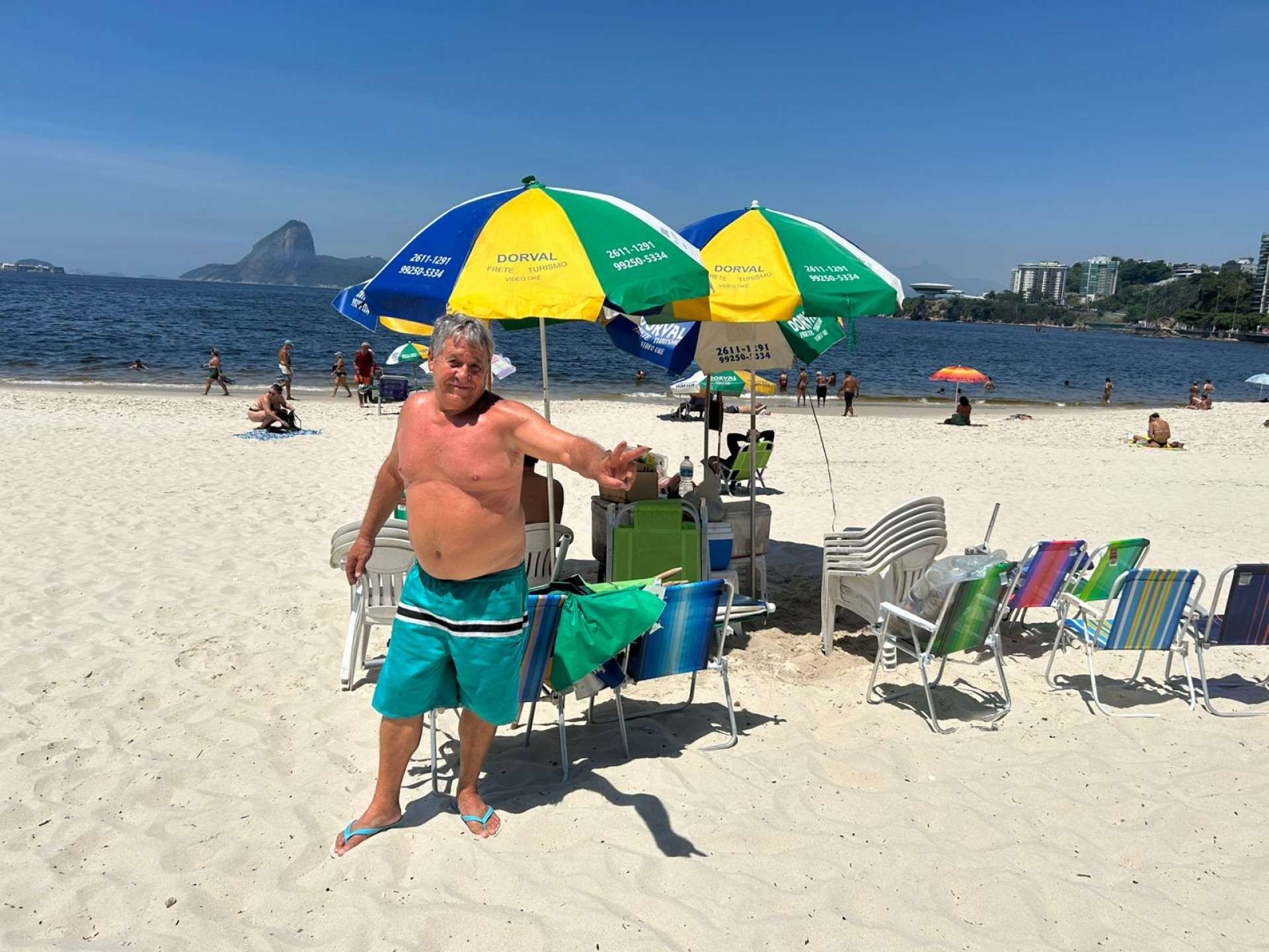 Dorval Dias, comerciante da Praia de Icaraí - Ana Fernanda Freire/Agência O DIA
