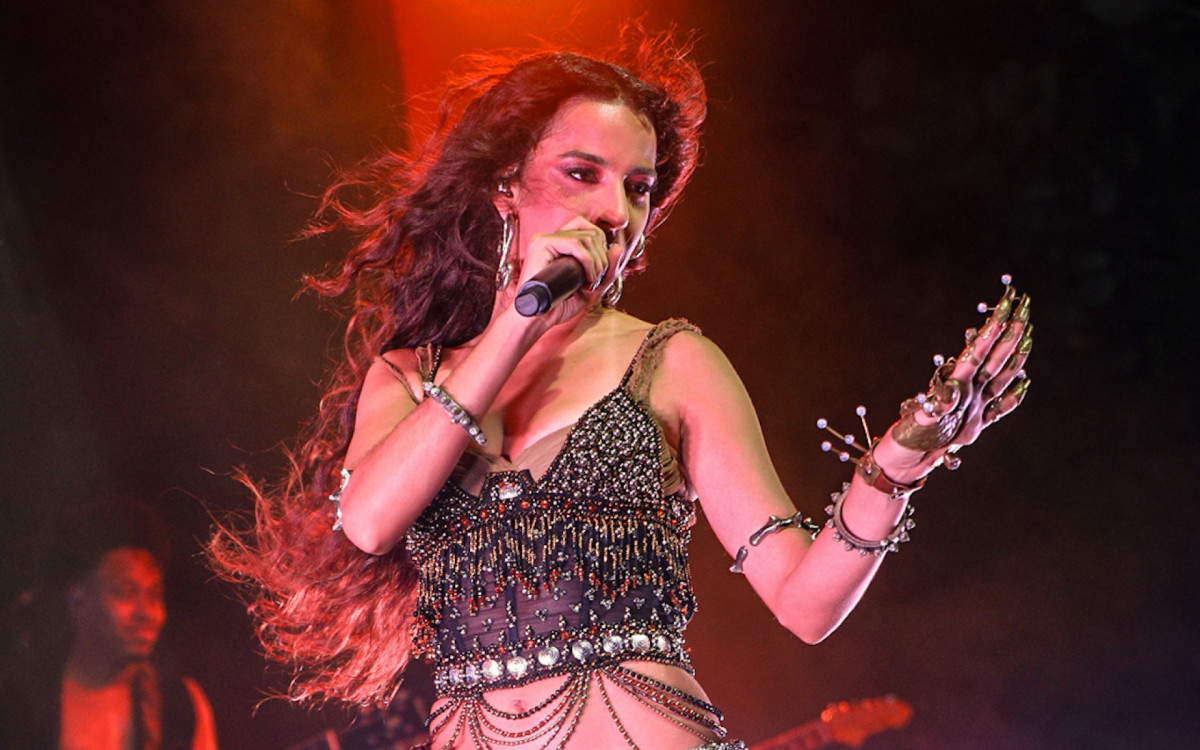 Marina Sena se apresenta no Rio