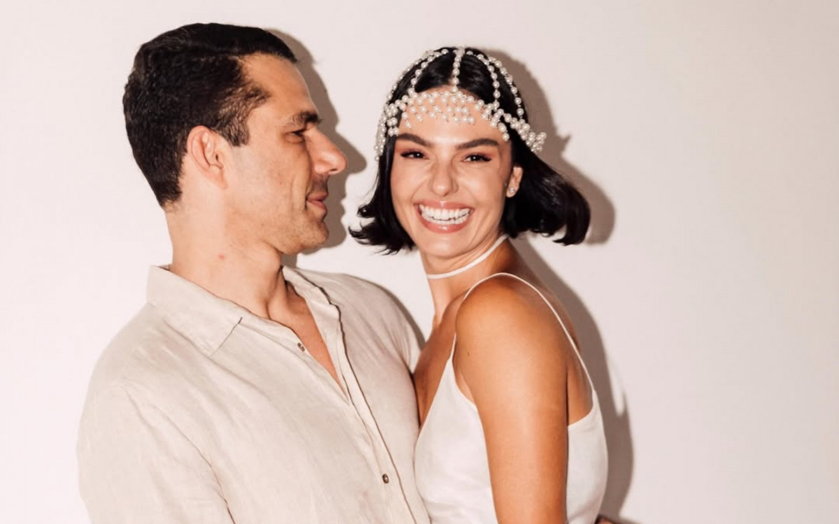 Isis Valverde revela detalhes da relação com Marcus Buaiz