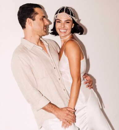 Marcus Buaiz festeja aniversário de casamento com Isis Valverde