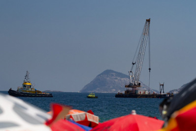 Empresa nega publicidade irregular com avião que caiu no mar, mas Seop aponta falta de autorização