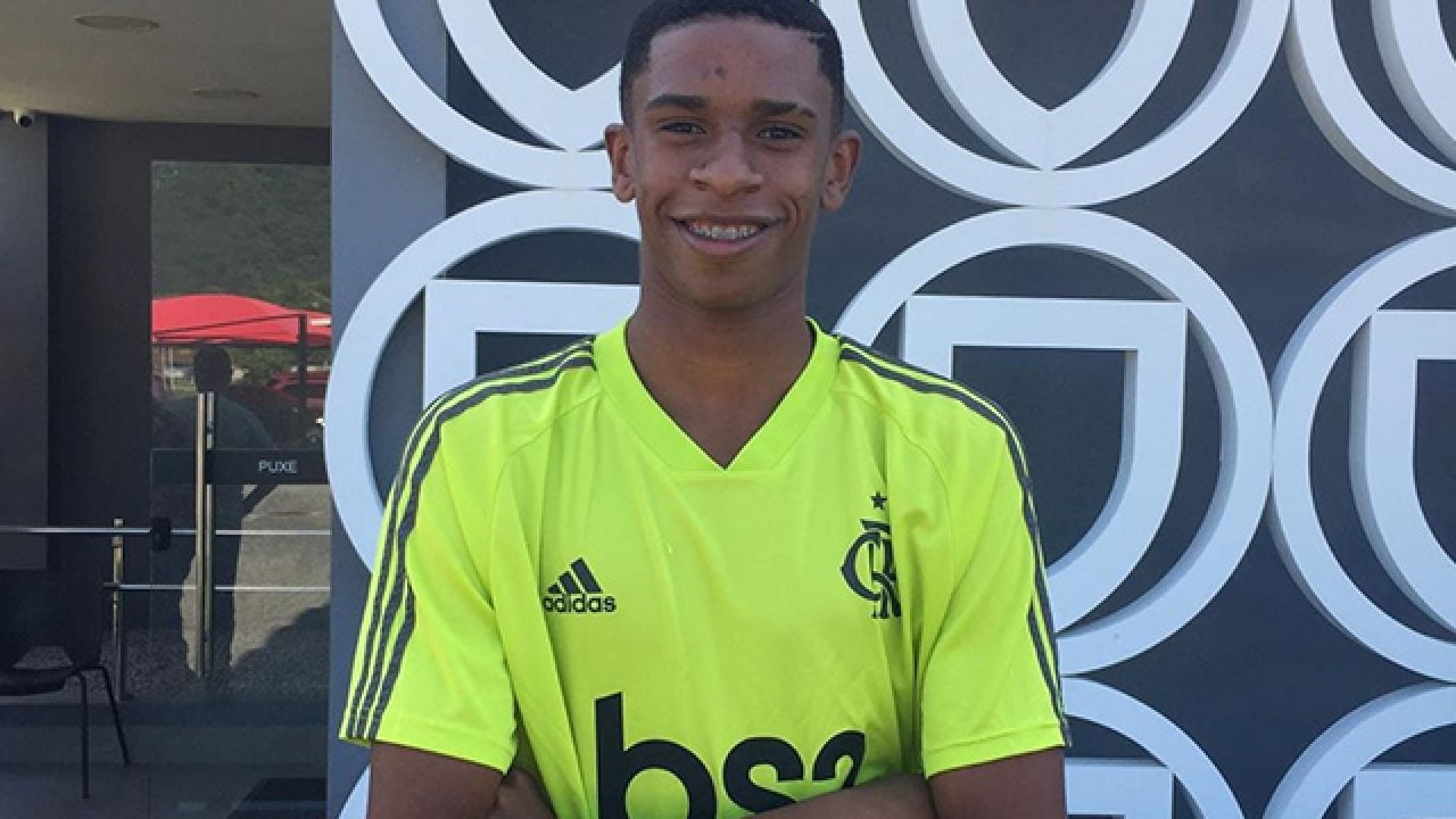 Andr&eacute; Luiz, revelado pelo Flamengo, ser&aacute; refor&ccedil;o do Benfica