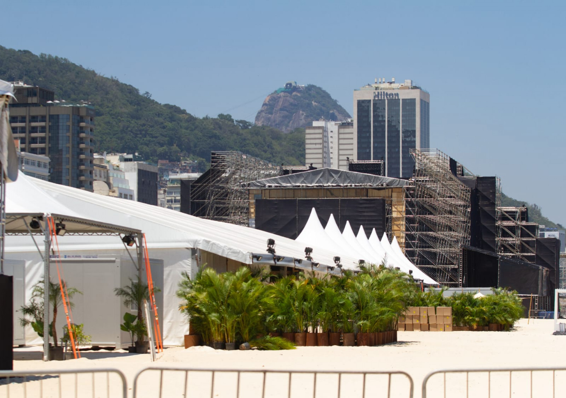 Copacabana terá palcos espalhados para a festa de Réveillon - Érica Martin / Agência O Dia