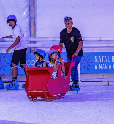 Natal Brasilidade de Maricá lota o Parque Nanci e entra na reta final com último desfile neste domingo