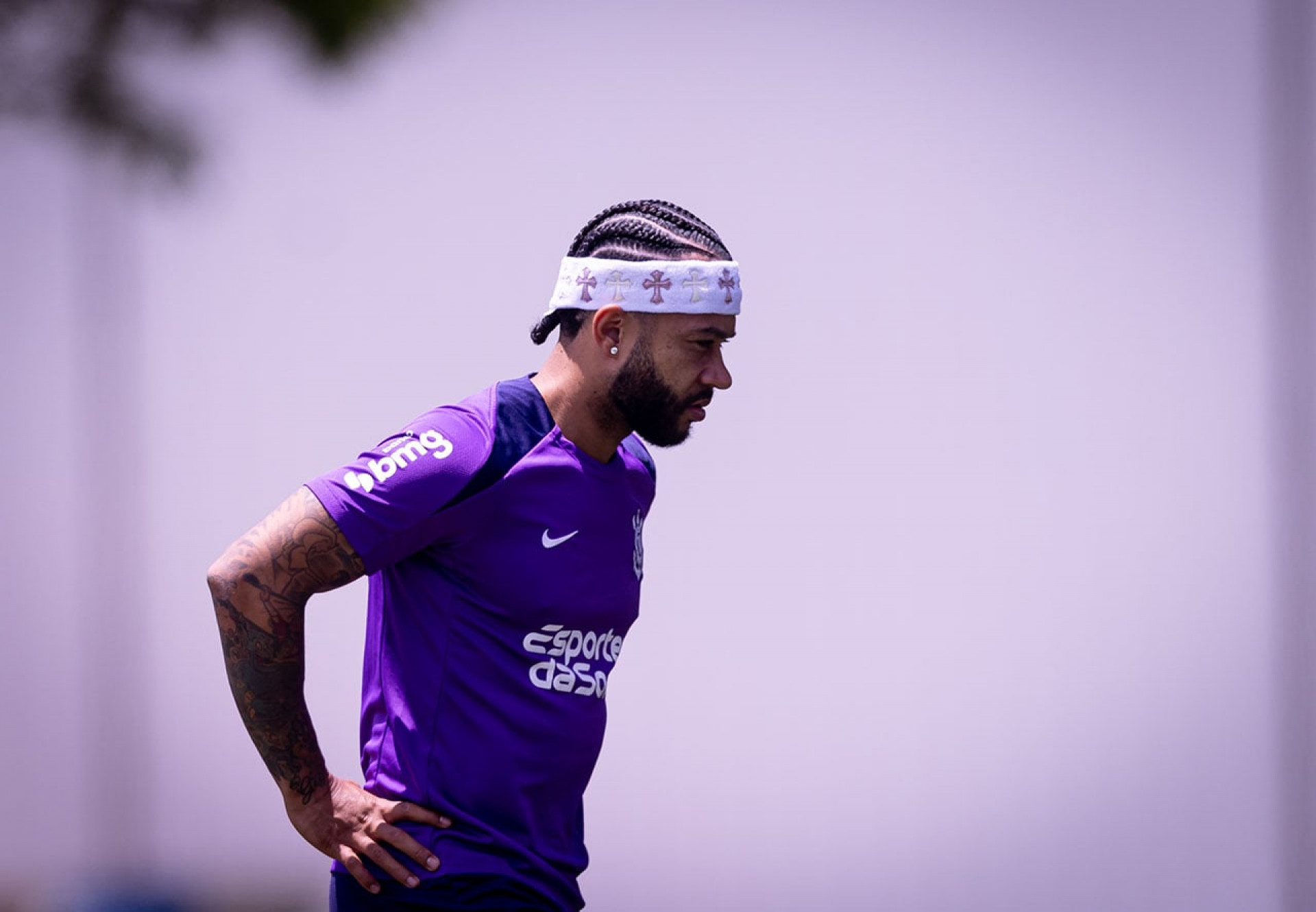 Apesar das conquistas, Depay segue com futuro incerto no Corinthians