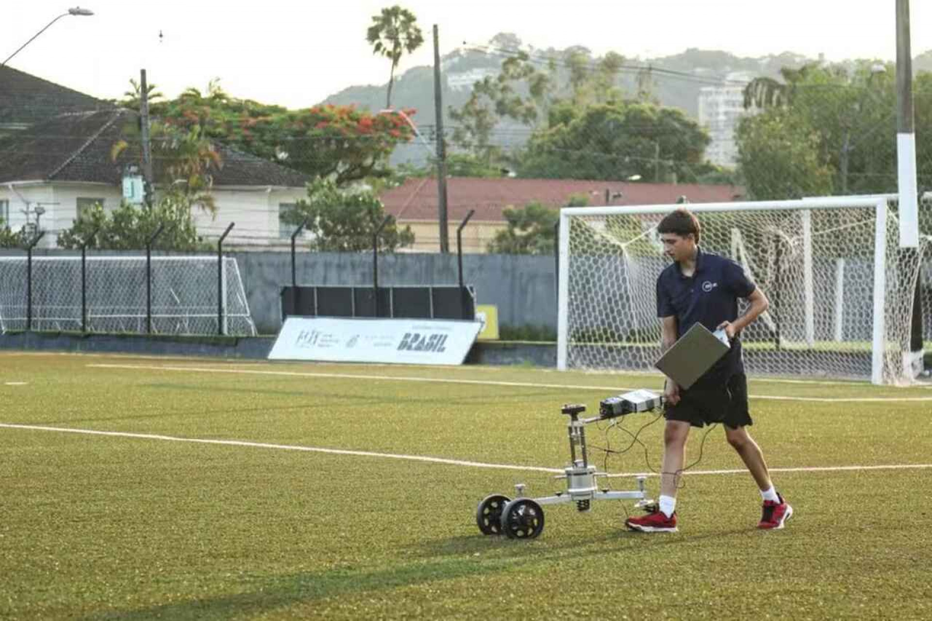 Santos ter&aacute; grama sint&eacute;tica em campo no centro de treinamento