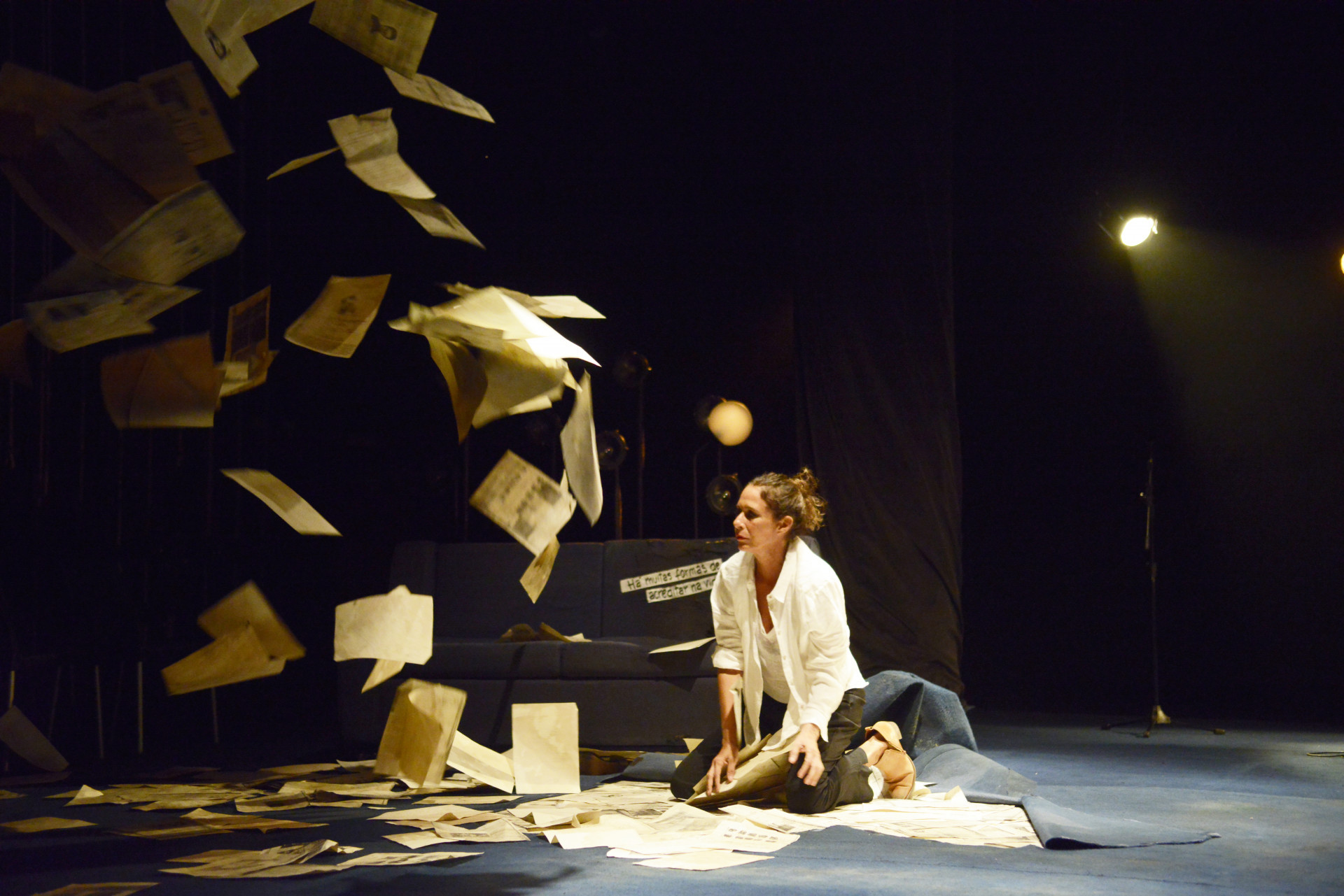 Pe&ccedil;a prop&otilde;e uma reflex&atilde;o sobre mem&oacute;ria, viol&ecirc;ncia de Estado e justi&ccedil;a - Divulga&ccedil;&atilde;o/Lenise Pinheiro