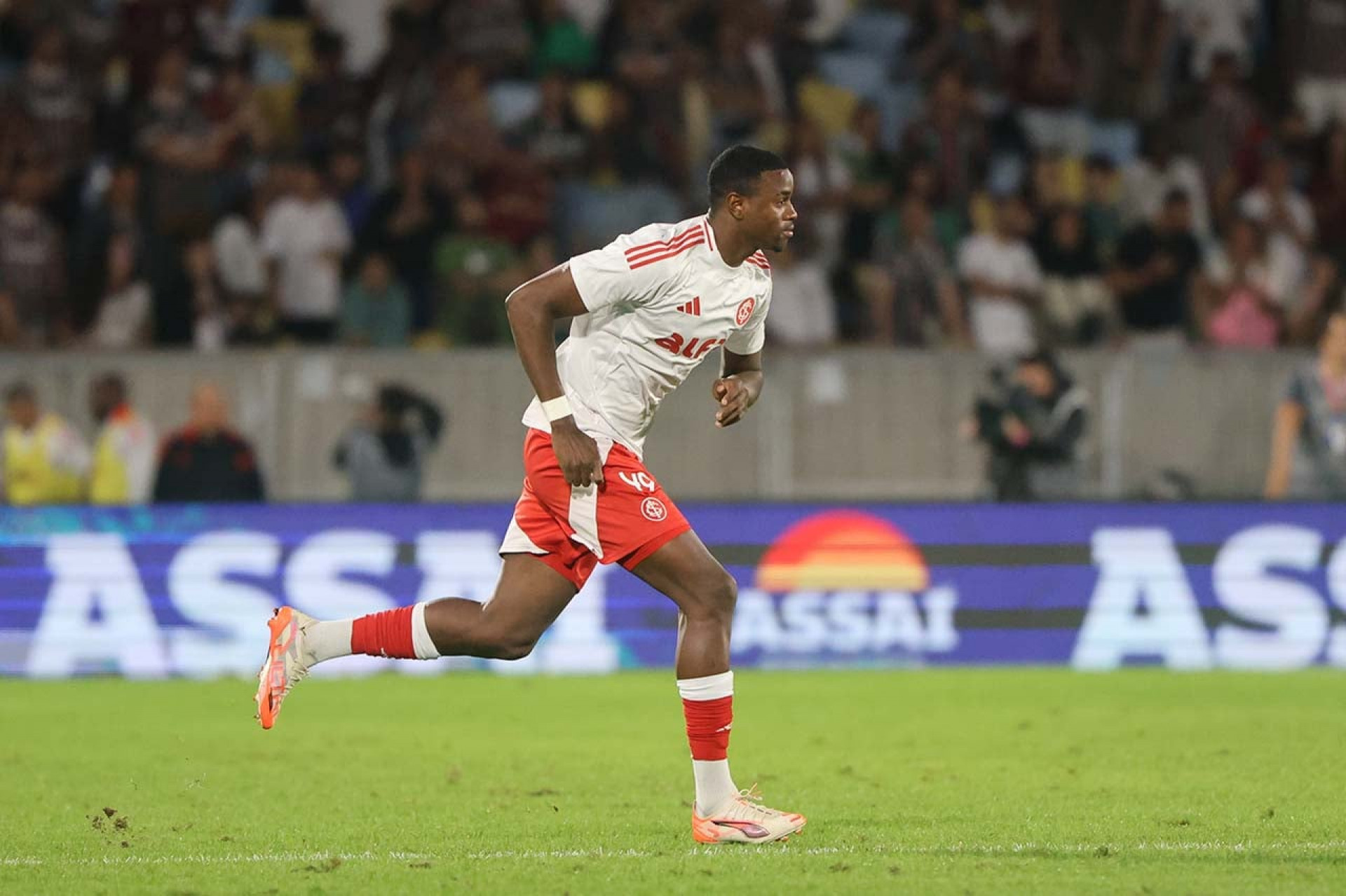 Internacional vende Ricardo Mathias para clube saudita