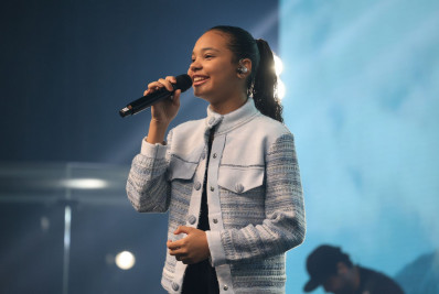 Talento de Rio das Ostras brilha no Maracanã na virada gospel para 2026