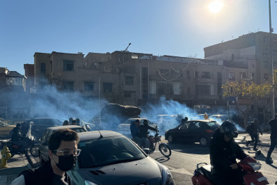 Protestos contra alto custo de vida deixam ao menos seis mortos no Irã