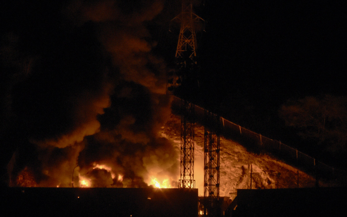 Pelo menos 40 pessoas morreram durante opera&ccedil;&atilde;o de captura de Maduro, diz jornal