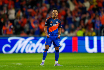 Vasco tem vontade de Brenner como trunfo para tentar fechar negócio