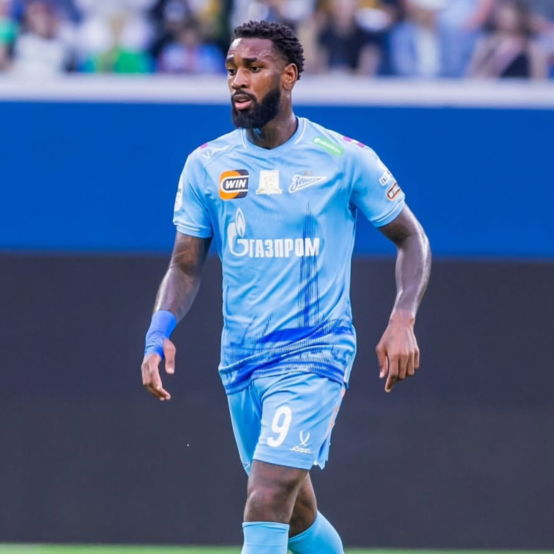 Gerson em ação durante jogo do Zenit, na Rússia