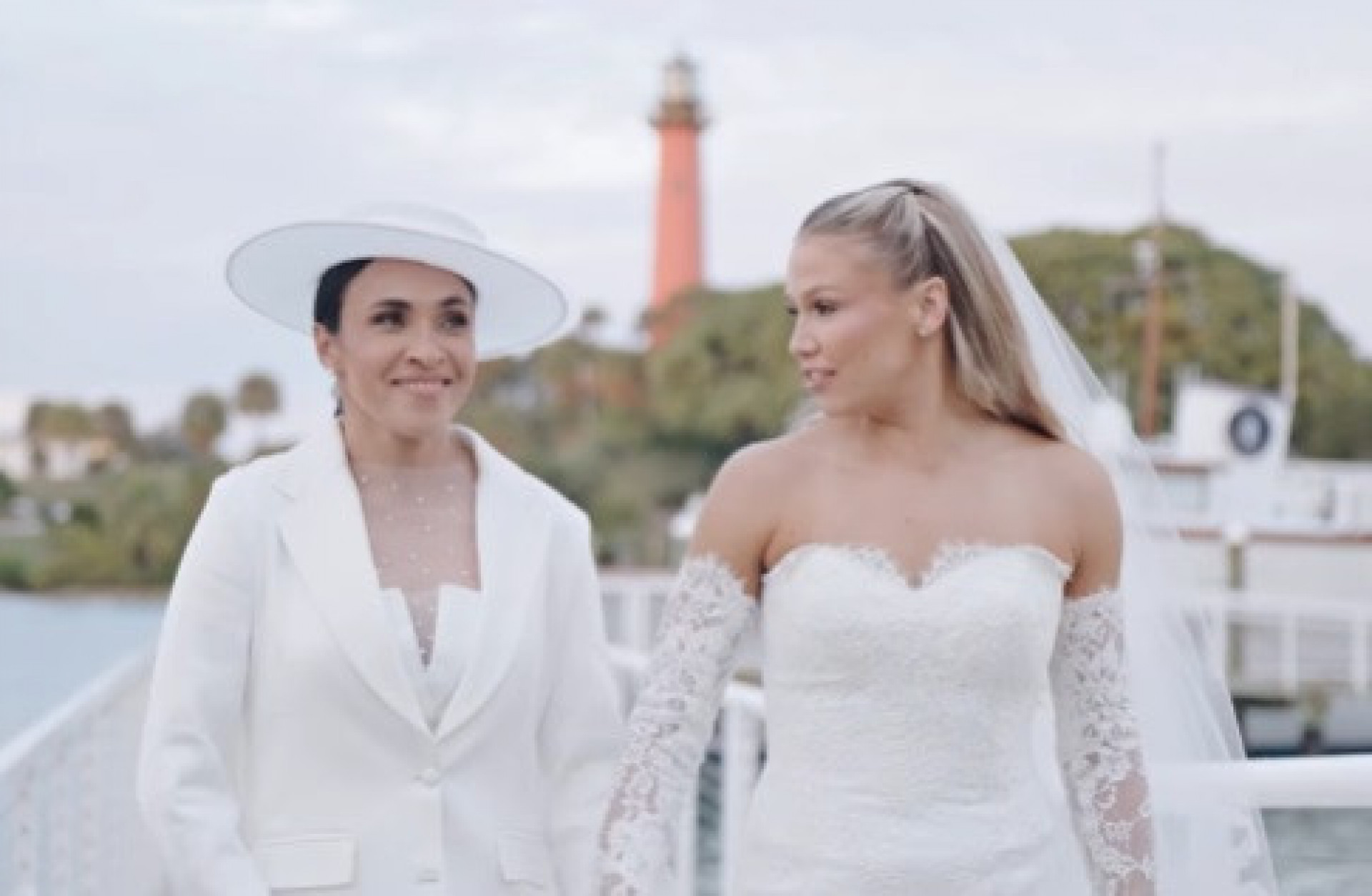 Marta e Carrie Lawrence - Reprodução/Instagram