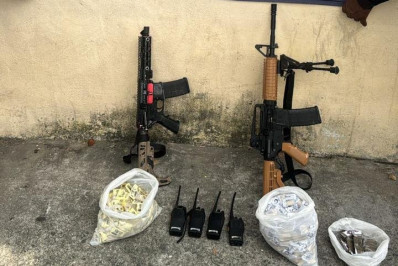 Operação em comunidades de Madureira prende cinco suspeitos e apreende dois fuzis