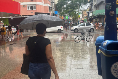 Chuvas acendem alerta e reforçam combate ao Aedes em Macaé