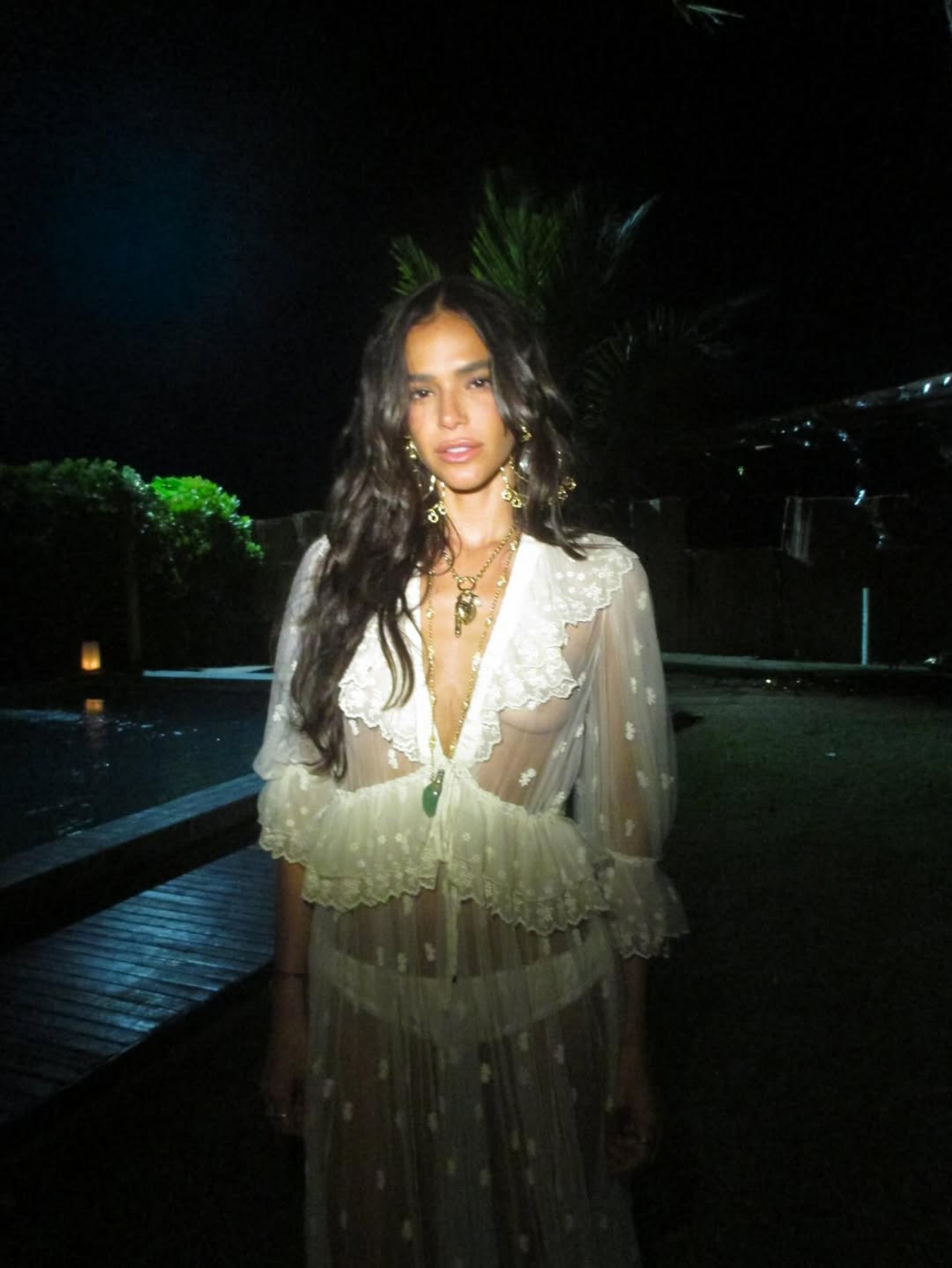 Bruna Marquezine publica registros do Réveillon - Reprodução / Instagram