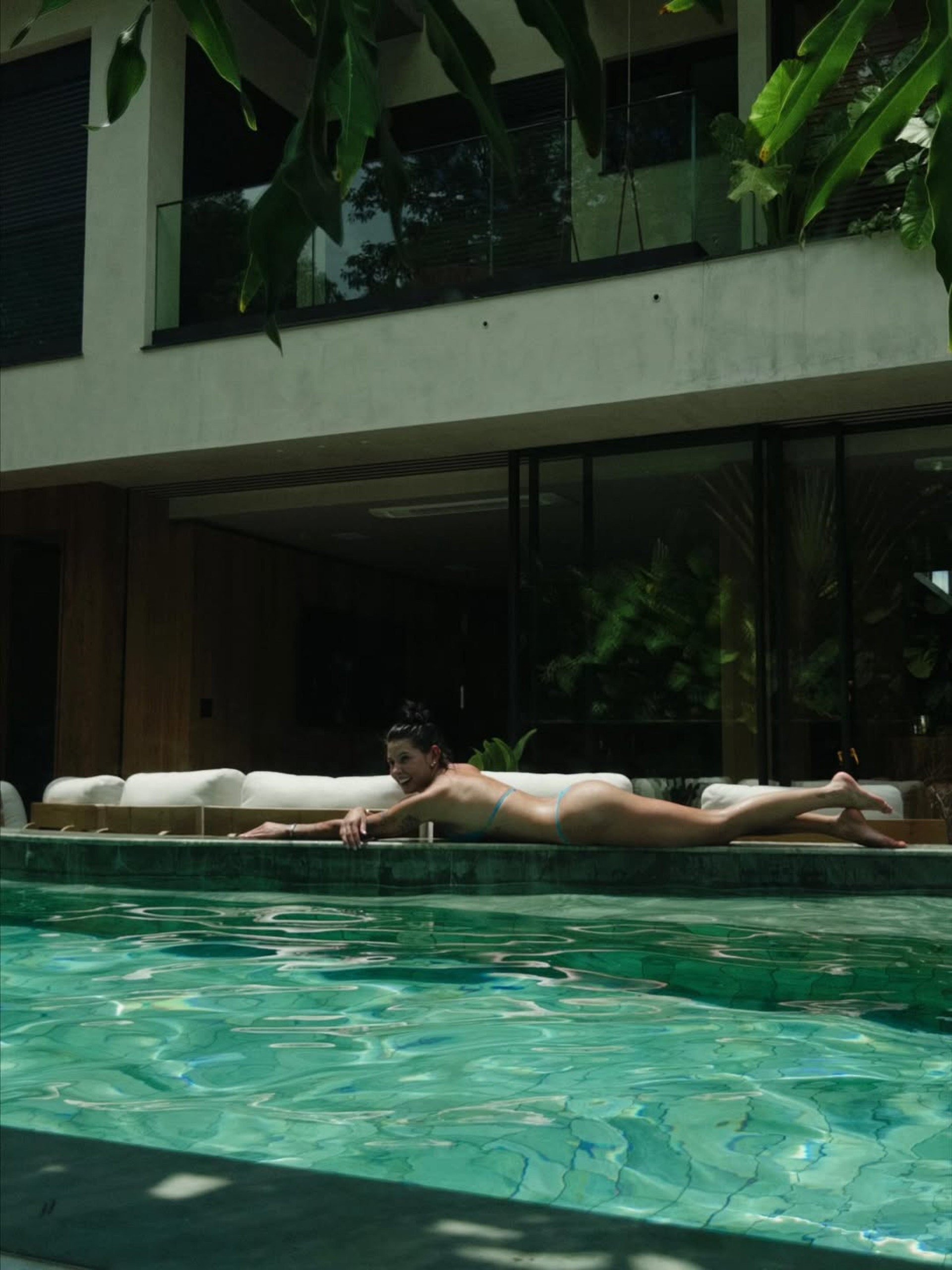 Ana Castela publicou fotos de biquíni nas redes sociais  - Reprodução/Instagram 