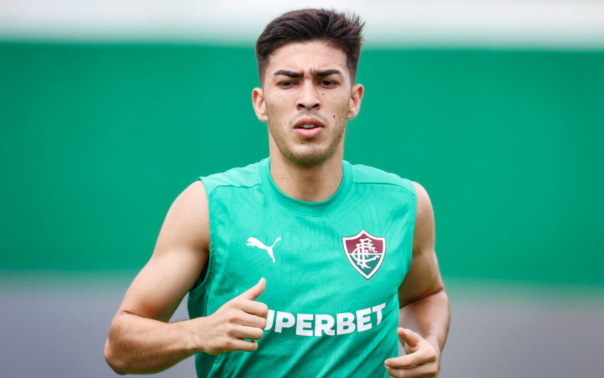 Lezcano em treino do Fluminense no CT Carlos Castilho