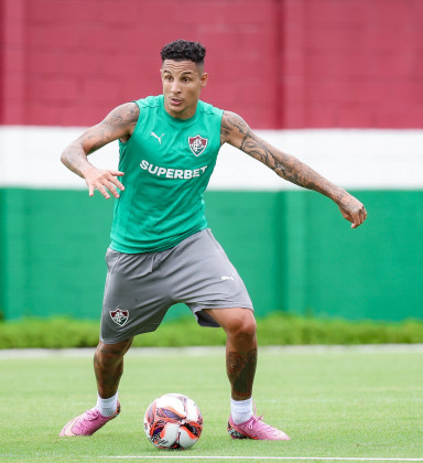 Guilherme Arana é regularizado e já pode estrear pelo Fluminense