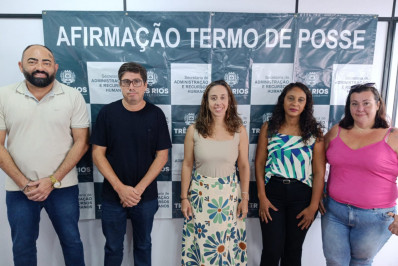 Novos servidores aprovados em concurso público tomam posse em Três Rios