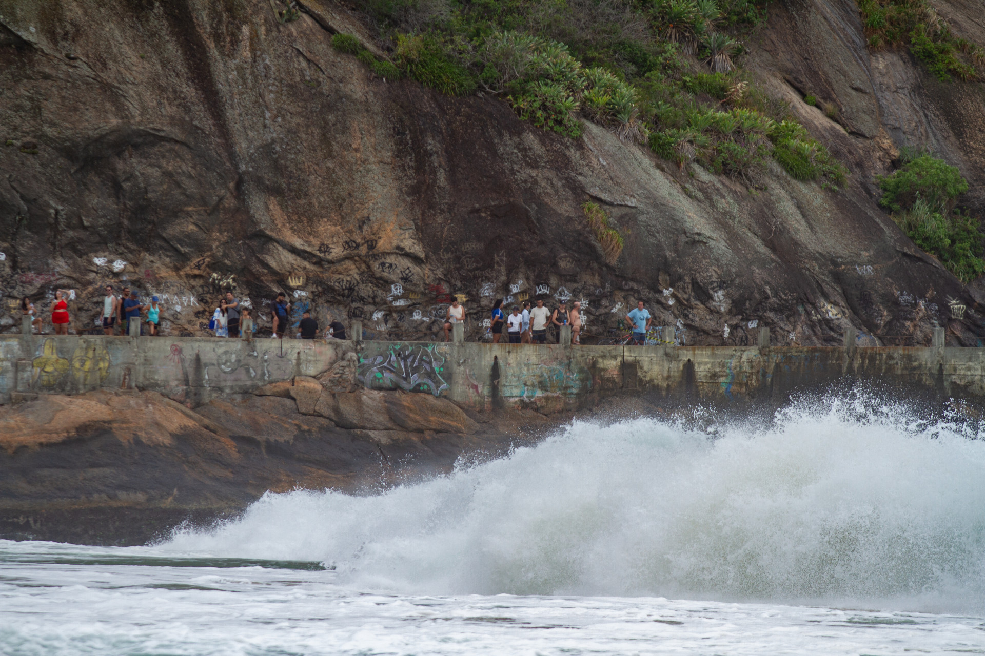 Mar revolto, clima ameno e queda de temperatura marcam in&iacute;cio da semana no Rio - &Eacute;rica Martin/Ag&ecirc;ncia O Dia