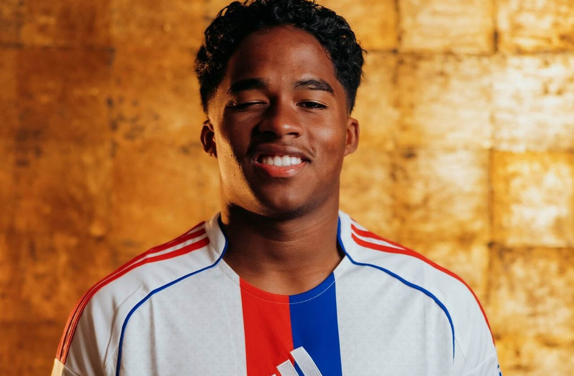 Endrick &eacute; apresentado pelo Lyon e revela conselho de Ancelotti